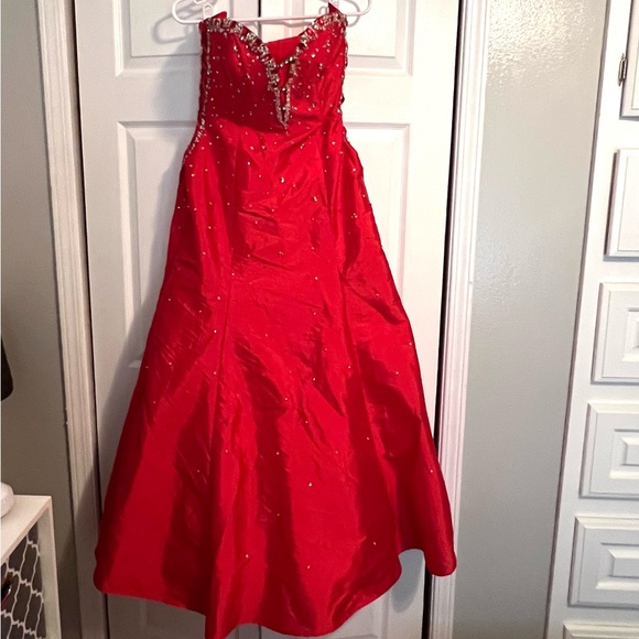 Mari Lee by Madeline Gardner Formal Dress Size 13 - Picture 1 of 15